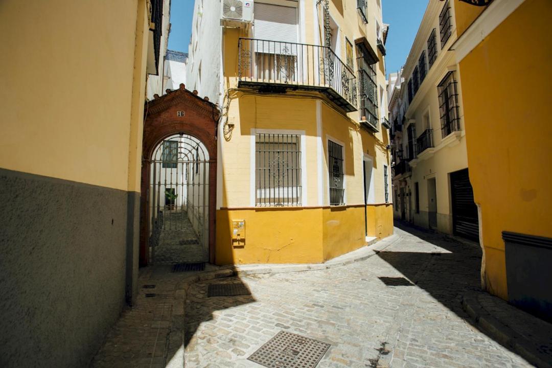 Attic With Terrace- 1Bd 1Bth- Corral Del Rey Daire Sevilla Dış mekan fotoğraf
