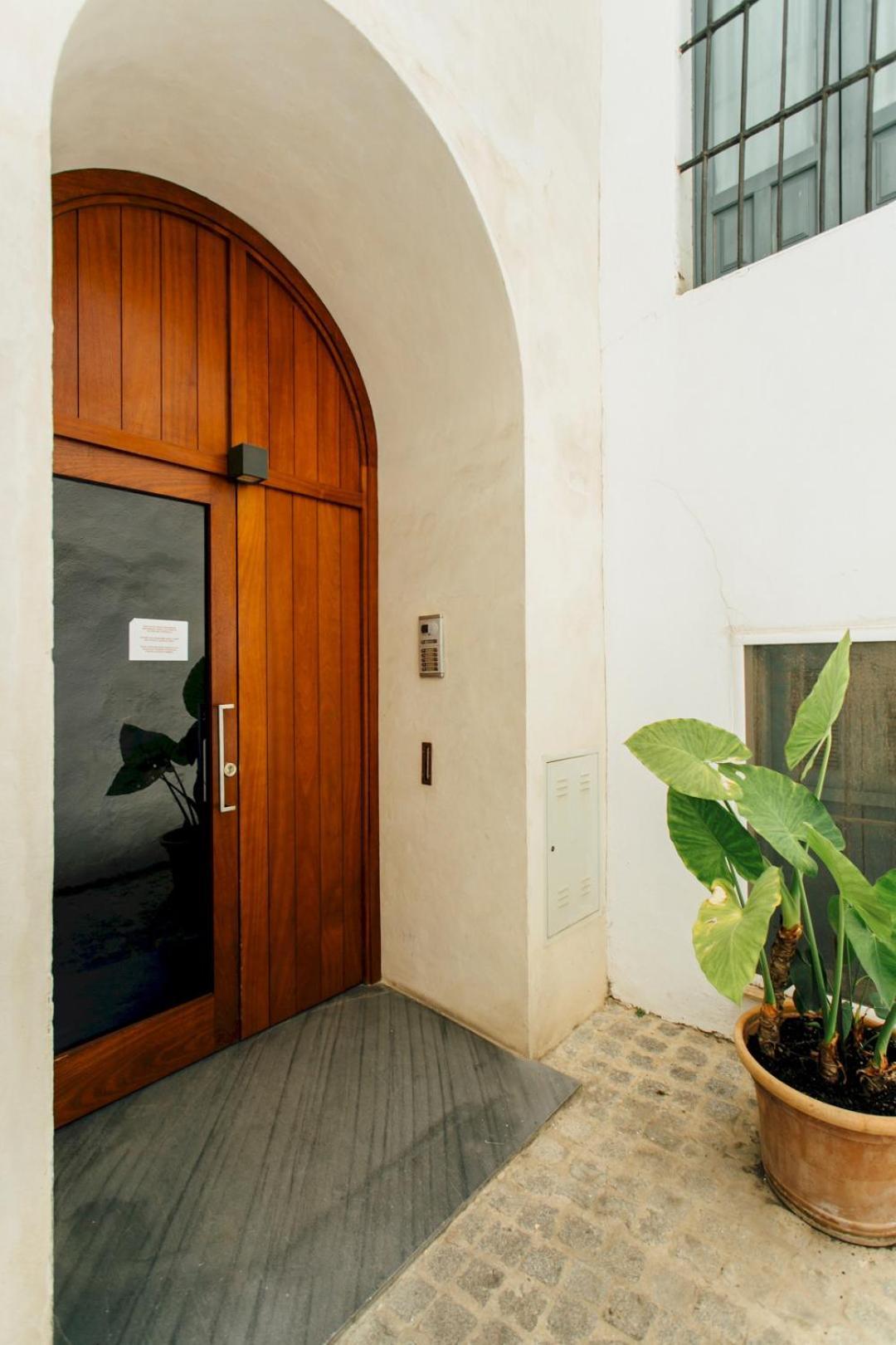 Attic With Terrace- 1Bd 1Bth- Corral Del Rey Daire Sevilla Dış mekan fotoğraf
