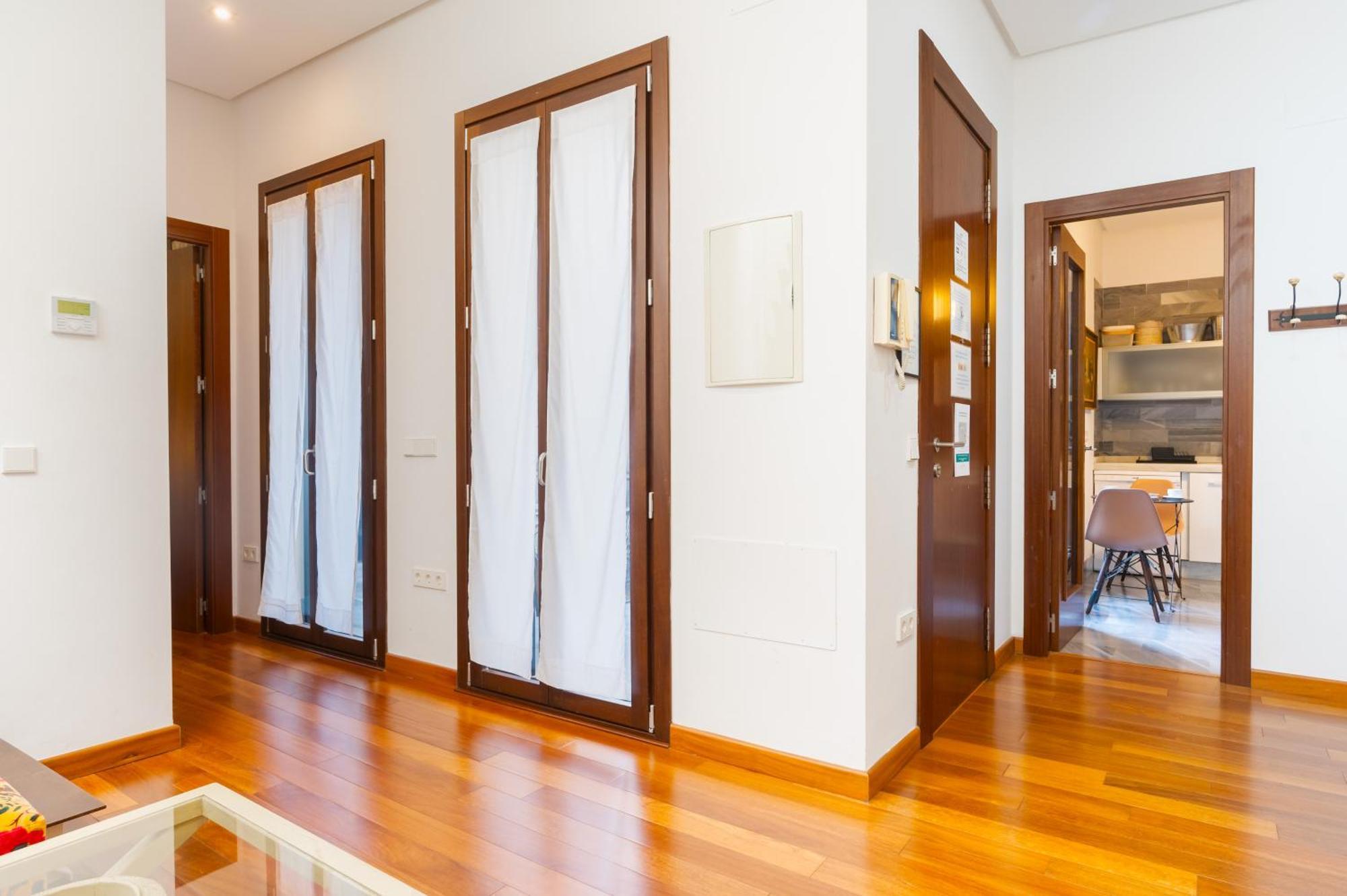 Attic With Terrace- 1Bd 1Bth- Corral Del Rey Daire Sevilla Dış mekan fotoğraf