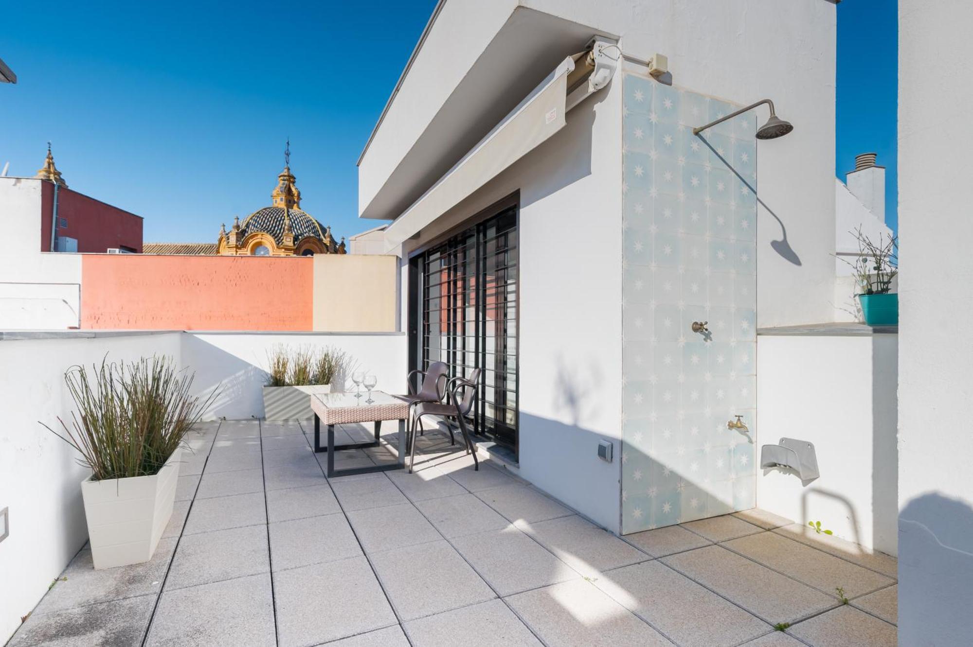 Attic With Terrace- 1Bd 1Bth- Corral Del Rey Daire Sevilla Dış mekan fotoğraf